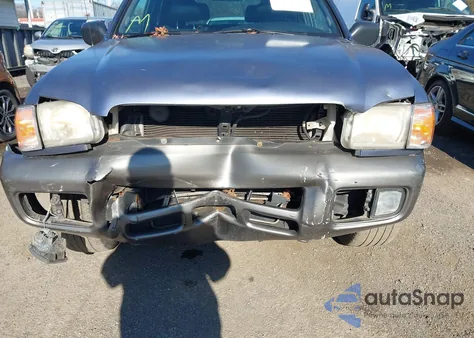 2001 Nissan Pathfinder Se z USA, uszkodzony, nr VIN JN8DR07Y31W513894